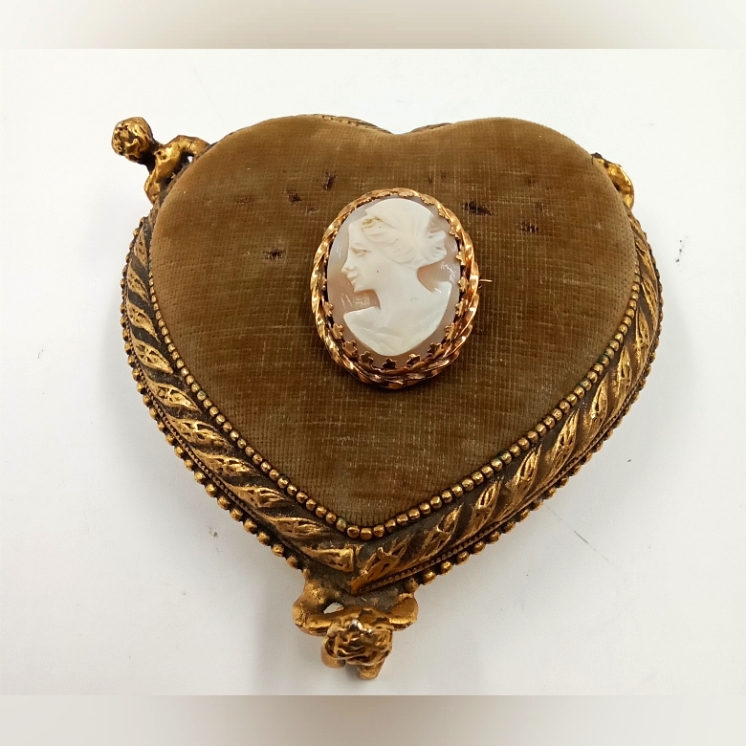 Cameo Vintage Italian